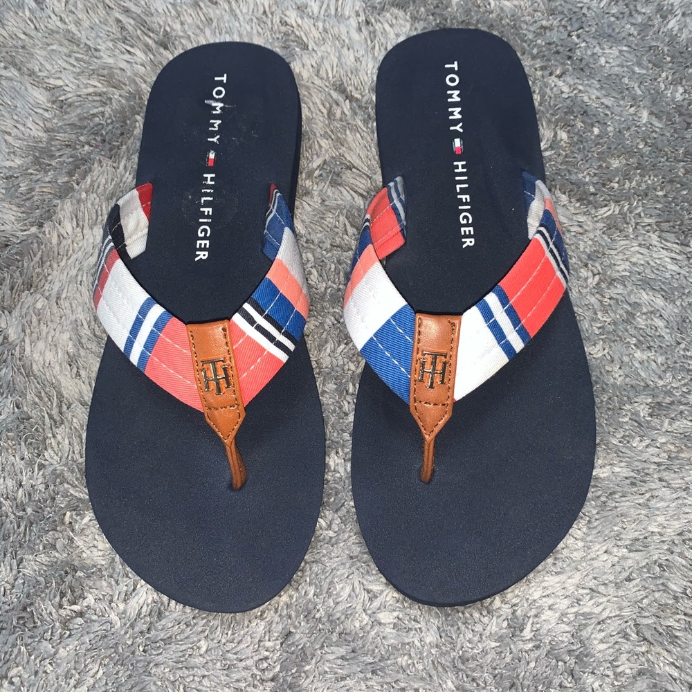 NEW TOMMY HILFIGER FLIP FLOPS